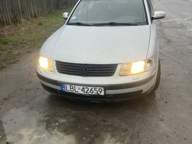 Серый Фольксваген Пассат, объемом двигателя 1.9 л и пробегом 2 тыс. км за 1300 $, фото 1 на Automoto.ua