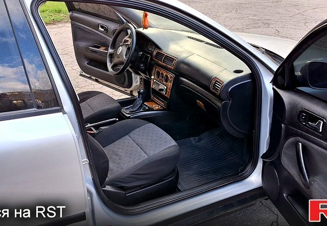 Фольксваген Пассат 1998 в Умани на Automoto.ua Серый Фольксваген Пассат, объемом двигателя 1.9 л и пробегом 364 тыс. км за 3950 $, фото 11 на Automoto.ua