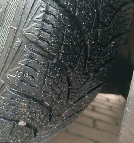 Серый Фольксваген Пассат, объемом двигателя 1.8 л и пробегом 272 тыс. км за 3350 $, фото 108 на Automoto.ua