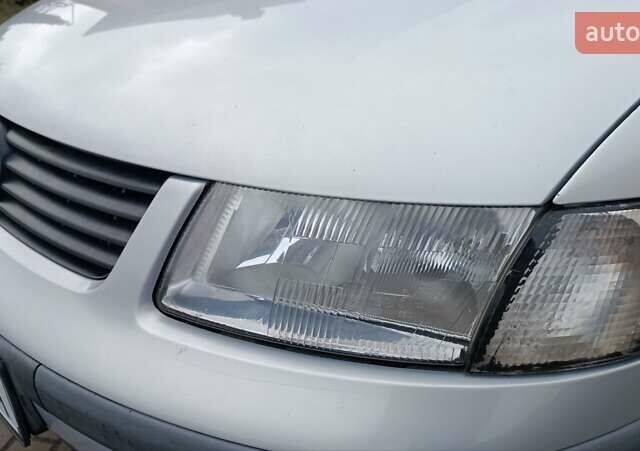 Серый Фольксваген Пассат, объемом двигателя 1.8 л и пробегом 272 тыс. км за 3350 $, фото 44 на Automoto.ua