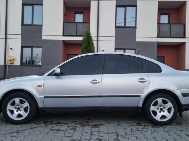 Серый Фольксваген Пассат, объемом двигателя 1.8 л и пробегом 365 тыс. км за 2650 $, фото 13 на Automoto.ua