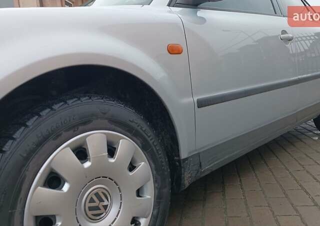 Серый Фольксваген Пассат, объемом двигателя 1.8 л и пробегом 272 тыс. км за 3350 $, фото 43 на Automoto.ua