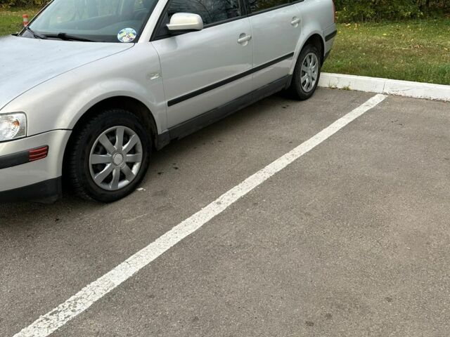 Серый Фольксваген Пассат, объемом двигателя 2 л и пробегом 300 тыс. км за 1550 $, фото 4 на Automoto.ua