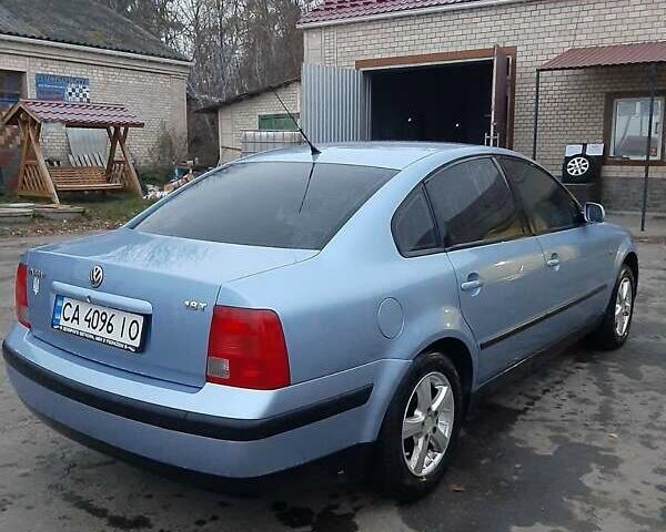 Серый Фольксваген Пассат, объемом двигателя 1.8 л и пробегом 350 тыс. км за 4300 $, фото 6 на Automoto.ua