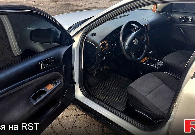 Фольксваген Пассат 1998 в Умани на Automoto.ua Серый Фольксваген Пассат, объемом двигателя 1.9 л и пробегом 364 тыс. км за 3950 $, фото 10 на Automoto.ua