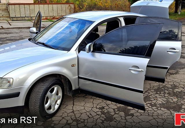 Фольксваген Пассат 1998 в Умани на Automoto.ua Серый Фольксваген Пассат, объемом двигателя 1.9 л и пробегом 364 тыс. км за 3950 $, фото 4 на Automoto.ua