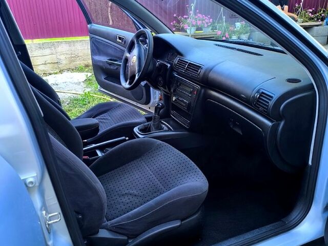 Сірий Фольксваген Пассат, об'ємом двигуна 1.6 л та пробігом 0 тис. км за 3500 $, фото 6 на Automoto.ua