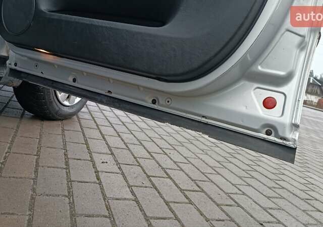 Серый Фольксваген Пассат, объемом двигателя 1.8 л и пробегом 272 тыс. км за 3350 $, фото 73 на Automoto.ua