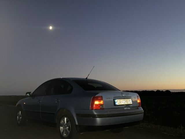 Серый Фольксваген Пассат, объемом двигателя 1.8 л и пробегом 350 тыс. км за 4300 $, фото 9 на Automoto.ua