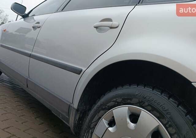 Серый Фольксваген Пассат, объемом двигателя 1.8 л и пробегом 272 тыс. км за 3350 $, фото 40 на Automoto.ua