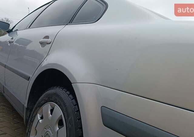 Серый Фольксваген Пассат, объемом двигателя 1.8 л и пробегом 272 тыс. км за 3350 $, фото 39 на Automoto.ua