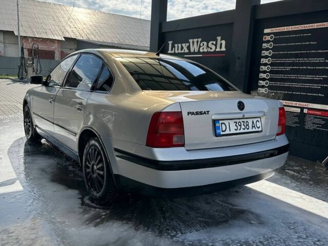 Сірий Фольксваген Пассат, об'ємом двигуна 1.6 л та пробігом 364 тис. км за 2900 $, фото 6 на Automoto.ua