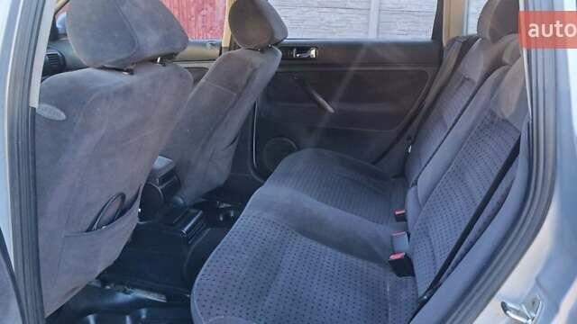 Серый Фольксваген Пассат, объемом двигателя 1.8 л и пробегом 352 тыс. км за 3300 $, фото 1 на Automoto.ua