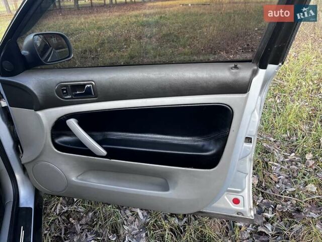 Серый Фольксваген Пассат, объемом двигателя 1.8 л и пробегом 310 тыс. км за 3800 $, фото 13 на Automoto.ua