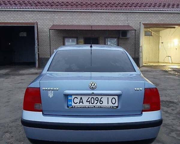 Серый Фольксваген Пассат, объемом двигателя 1.8 л и пробегом 350 тыс. км за 4300 $, фото 5 на Automoto.ua