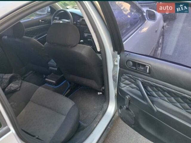 Серый Фольксваген Пассат, объемом двигателя 1.8 л и пробегом 380 тыс. км за 3800 $, фото 1 на Automoto.ua