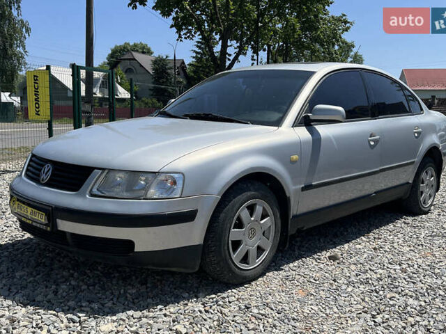 Сірий Фольксваген Пассат, об'ємом двигуна 1.8 л та пробігом 268 тис. км за 4200 $, фото 2 на Automoto.ua