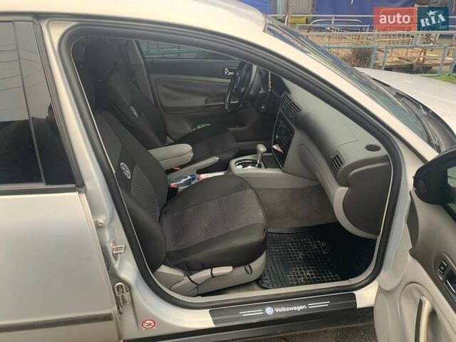 Серый Фольксваген Пассат, объемом двигателя 1.8 л и пробегом 273 тыс. км за 4100 $, фото 15 на Automoto.ua
