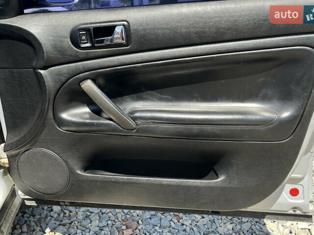 Сірий Фольксваген Пассат, об'ємом двигуна 1.8 л та пробігом 268 тис. км за 4200 $, фото 21 на Automoto.ua