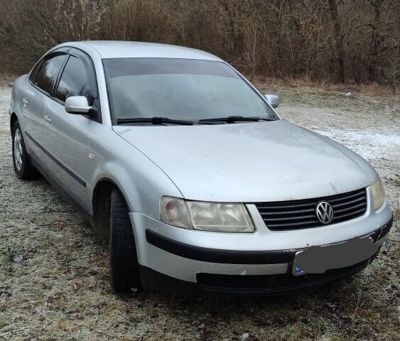 Серый Фольксваген Пассат, объемом двигателя 1.9 л и пробегом 410 тыс. км за 3400 $, фото 7 на Automoto.ua