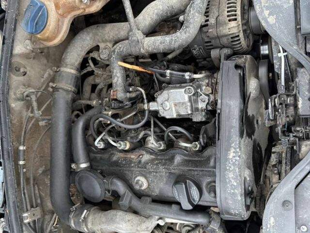 Серый Фольксваген Пассат, объемом двигателя 1.9 л и пробегом 200 тыс. км за 1250 $, фото 9 на Automoto.ua