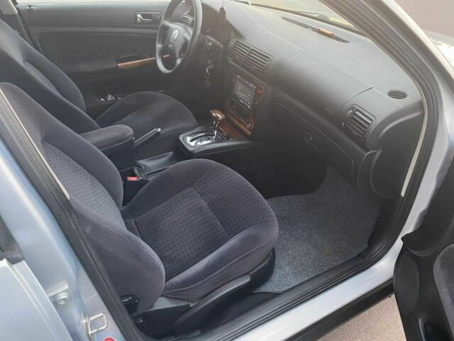 Серый Фольксваген Пассат, объемом двигателя 1.8 л и пробегом 358 тыс. км за 3200 $, фото 8 на Automoto.ua