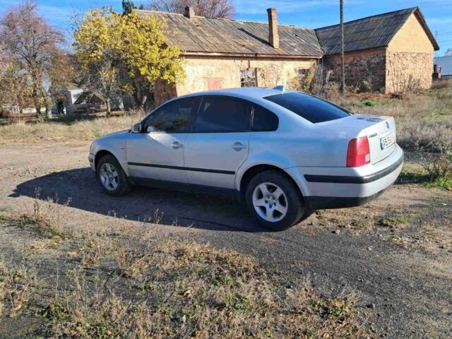 Сірий Фольксваген Пассат, об'ємом двигуна 1.8 л та пробігом 1000 тис. км за 2550 $, фото 1 на Automoto.ua