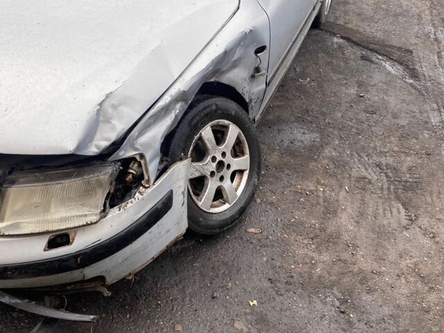 Серый Фольксваген Пассат, объемом двигателя 1.9 л и пробегом 340 тыс. км за 1700 $, фото 1 на Automoto.ua