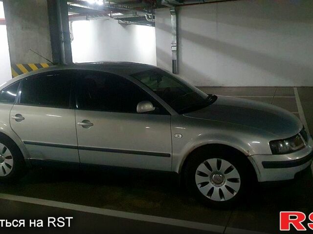 Серый Фольксваген Пассат, объемом двигателя 1.9 л и пробегом 437 тыс. км за 4500 $, фото 2 на Automoto.ua