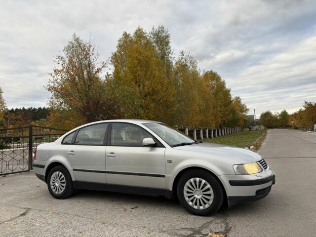 Серый Фольксваген Пассат, объемом двигателя 1.9 л и пробегом 320 тыс. км за 1799 $, фото 1 на Automoto.ua