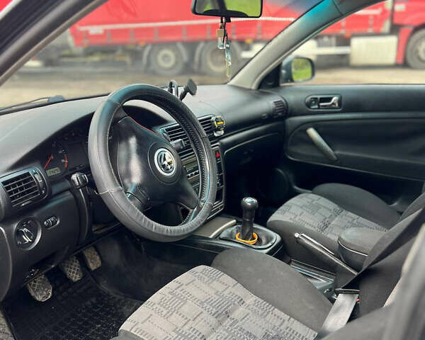 Сірий Фольксваген Пассат, об'ємом двигуна 1.78 л та пробігом 306 тис. км за 3700 $, фото 15 на Automoto.ua