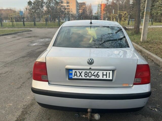 Серый Фольксваген Пассат, объемом двигателя 1.8 л и пробегом 477 тыс. км за 3700 $, фото 6 на Automoto.ua