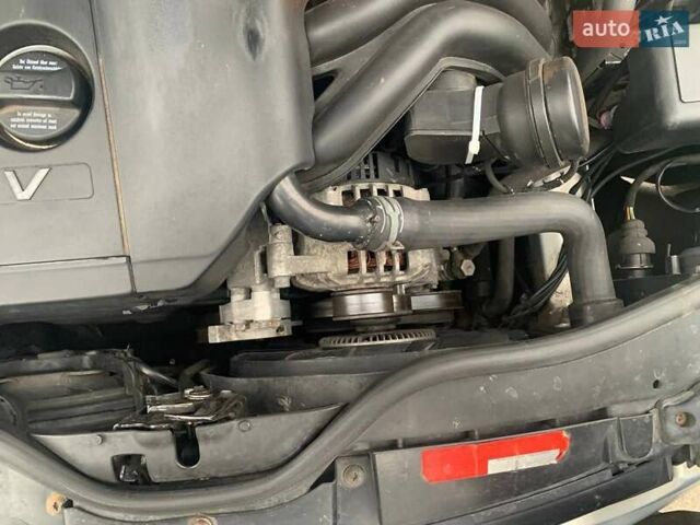 Серый Фольксваген Пассат, объемом двигателя 1.8 л и пробегом 273 тыс. км за 4100 $, фото 11 на Automoto.ua