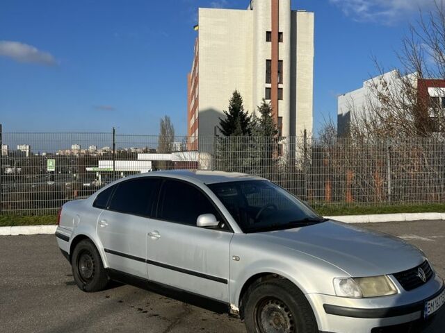 Сірий Фольксваген Пассат, об'ємом двигуна 1.6 л та пробігом 350 тис. км за 3700 $, фото 1 на Automoto.ua