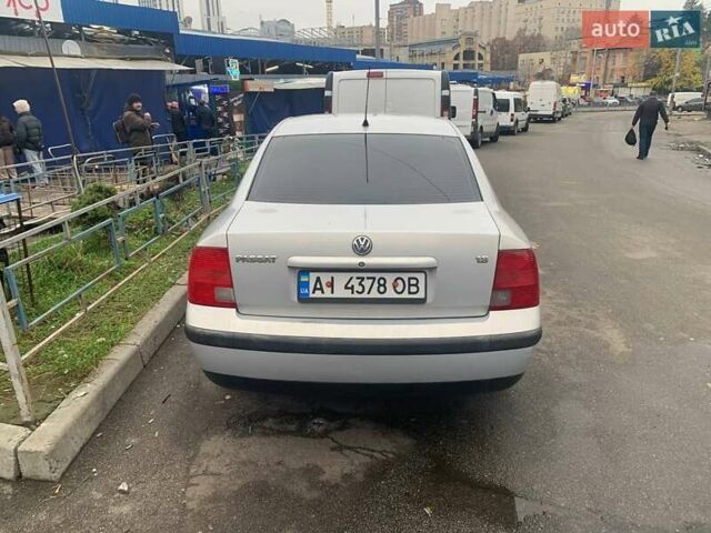 Серый Фольксваген Пассат, объемом двигателя 1.8 л и пробегом 273 тыс. км за 4100 $, фото 9 на Automoto.ua