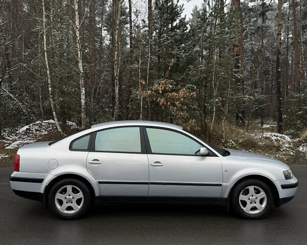 Серый Фольксваген Пассат, объемом двигателя 1.9 л и пробегом 402 тыс. км за 4200 $, фото 7 на Automoto.ua