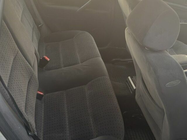 Серый Фольксваген Пассат, объемом двигателя 1.8 л и пробегом 477 тыс. км за 3700 $, фото 9 на Automoto.ua