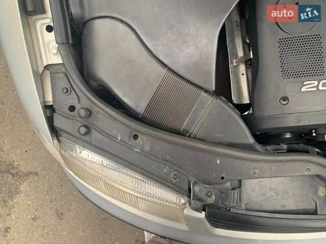 Серый Фольксваген Пассат, объемом двигателя 1.8 л и пробегом 273 тыс. км за 4100 $, фото 5 на Automoto.ua