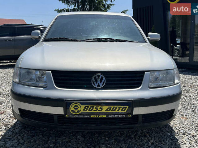 Сірий Фольксваген Пассат, об'ємом двигуна 1.8 л та пробігом 268 тис. км за 4200 $, фото 1 на Automoto.ua