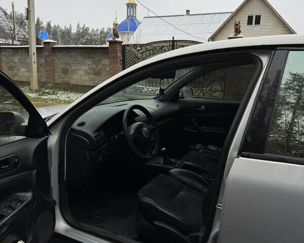 Серый Фольксваген Пассат, объемом двигателя 1.9 л и пробегом 402 тыс. км за 4200 $, фото 9 на Automoto.ua