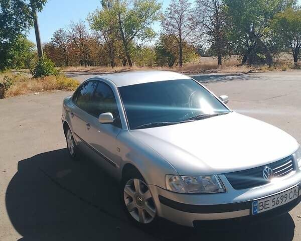 Сірий Фольксваген Пассат, об'ємом двигуна 1.6 л та пробігом 363 тис. км за 3750 $, фото 4 на Automoto.ua