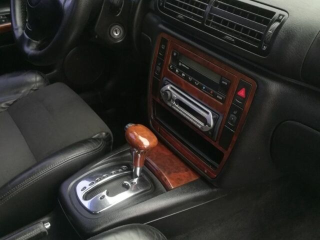 Серый Фольксваген Пассат, объемом двигателя 0 л и пробегом 240 тыс. км за 8000 $, фото 6 на Automoto.ua