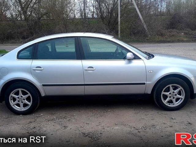 Серый Фольксваген Пассат, объемом двигателя 16 л и пробегом 248 тыс. км за 4350 $, фото 2 на Automoto.ua