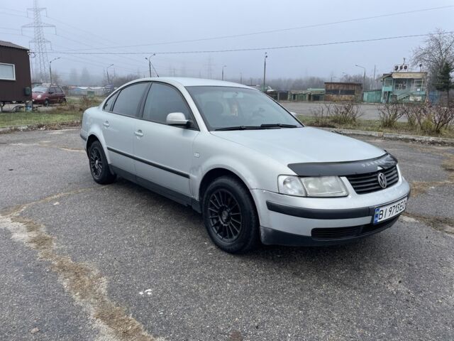Серый Фольксваген Пассат, объемом двигателя 0 л и пробегом 340 тыс. км за 2000 $, фото 1 на Automoto.ua