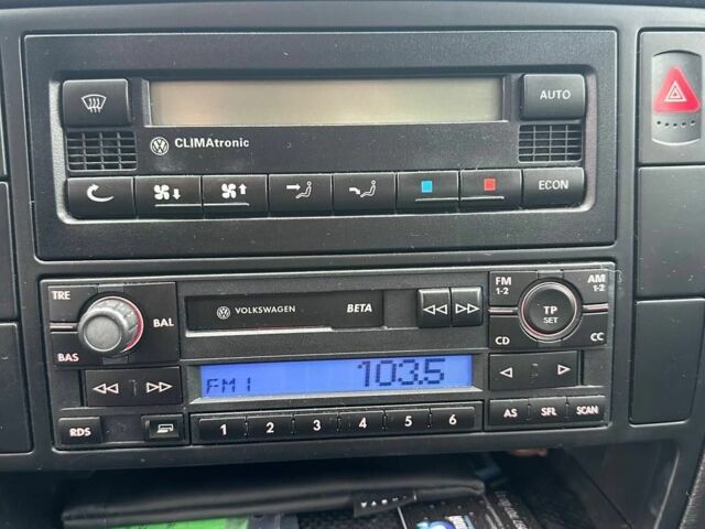 Серый Фольксваген Пассат, объемом двигателя 1.6 л и пробегом 189 тыс. км за 4400 $, фото 3 на Automoto.ua