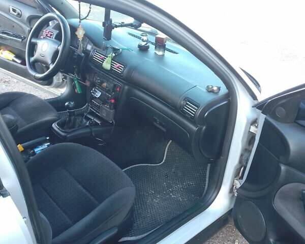 Сірий Фольксваген Пассат, об'ємом двигуна 1.9 л та пробігом 370 тис. км за 3699 $, фото 11 на Automoto.ua