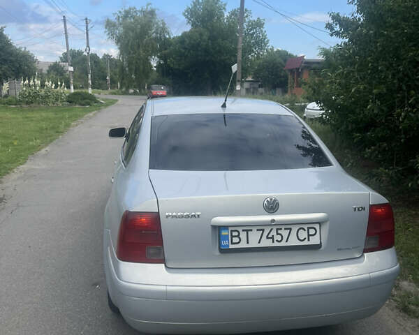 Серый Фольксваген Пассат, объемом двигателя 1.9 л и пробегом 318 тыс. км за 4200 $, фото 6 на Automoto.ua