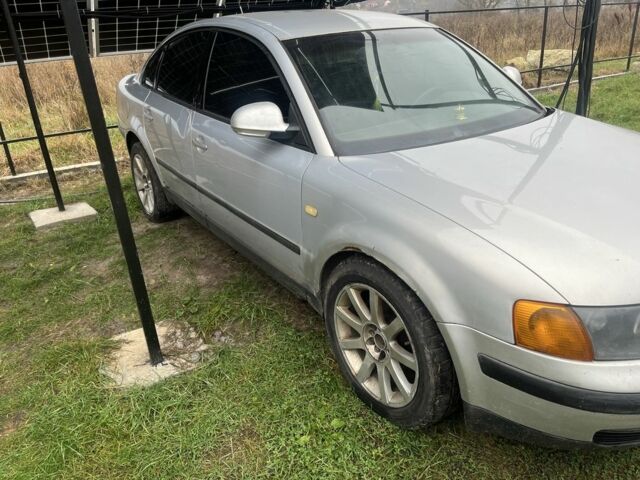 Сірий Фольксваген Пассат, об'ємом двигуна 1.9 л та пробігом 300 тис. км за 1300 $, фото 1 на Automoto.ua