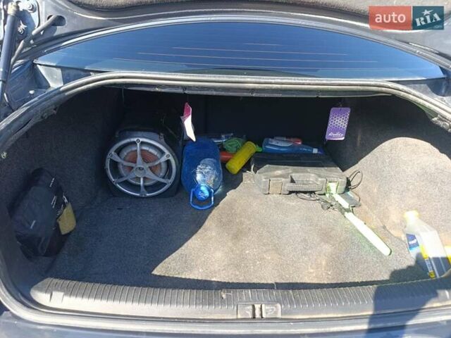 Серый Фольксваген Пассат, объемом двигателя 1.6 л и пробегом 241 тыс. км за 4200 $, фото 8 на Automoto.ua