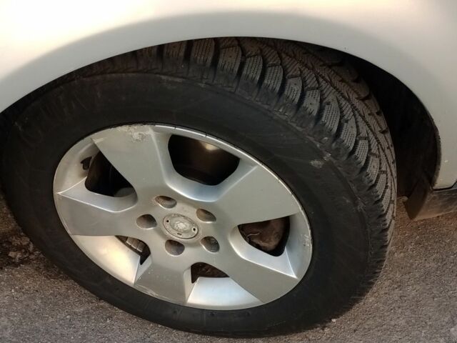 Серый Фольксваген Пассат, объемом двигателя 2 л и пробегом 300 тыс. км за 1900 $, фото 7 на Automoto.ua